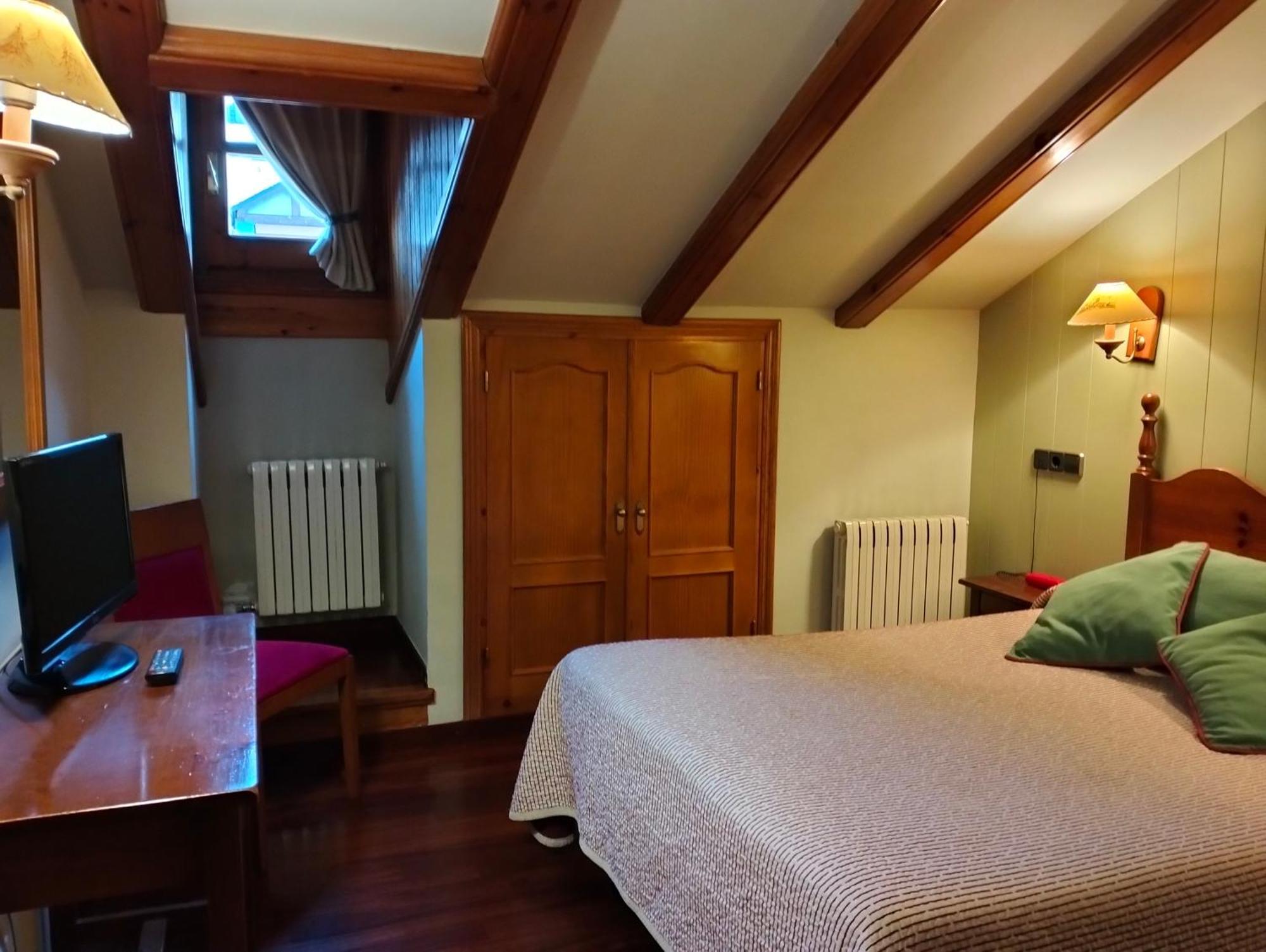 Aragueells Hotel